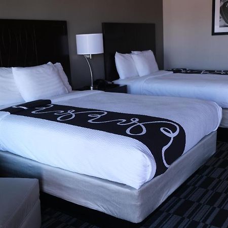 Catoosa Inn & Suites المظهر الخارجي الصورة