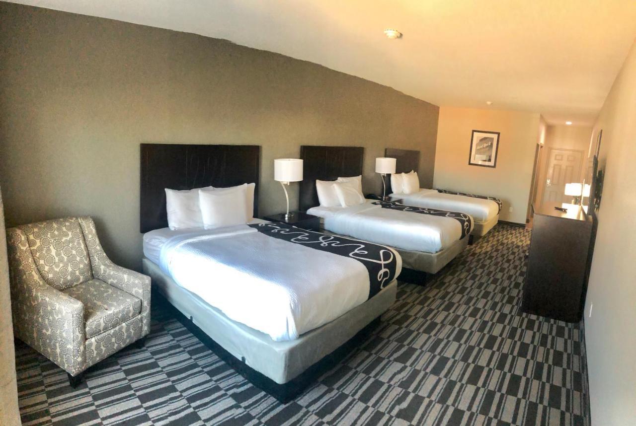 Catoosa Inn & Suites المظهر الخارجي الصورة