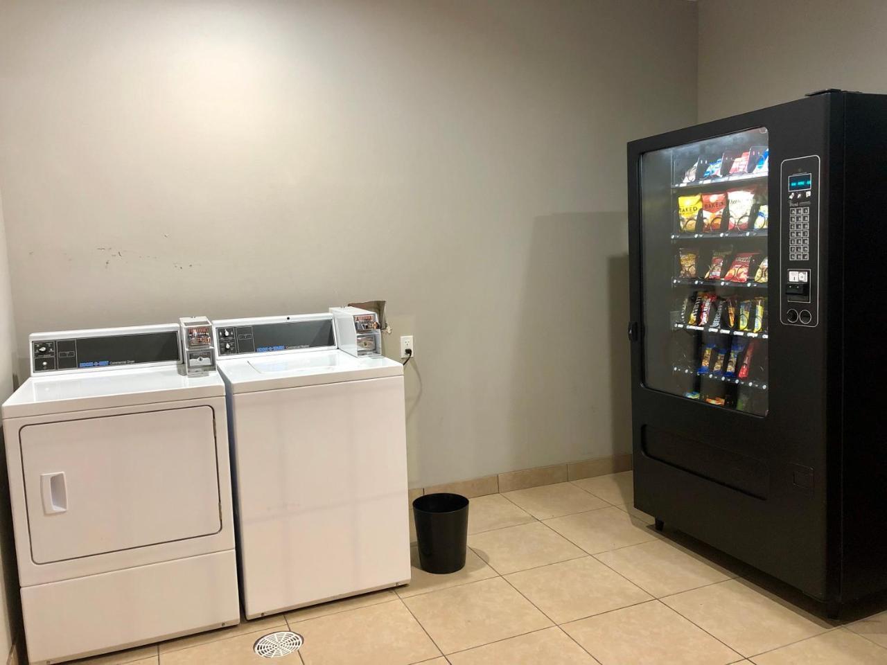 Catoosa Inn & Suites المظهر الخارجي الصورة